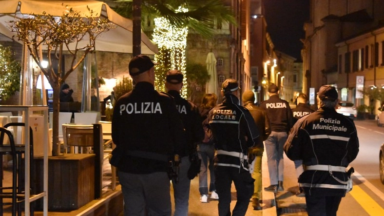 L'intervento della Polizia e polizia locale al Circolo Endas di Cesena: ecco cosa è successo