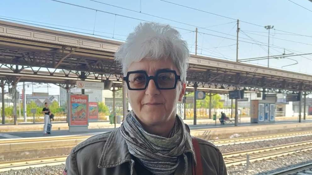 «Ogni giorno vado a lavorare a Parma, quindi per arrivare in stazione prendo la macchina e poi il treno regionale»