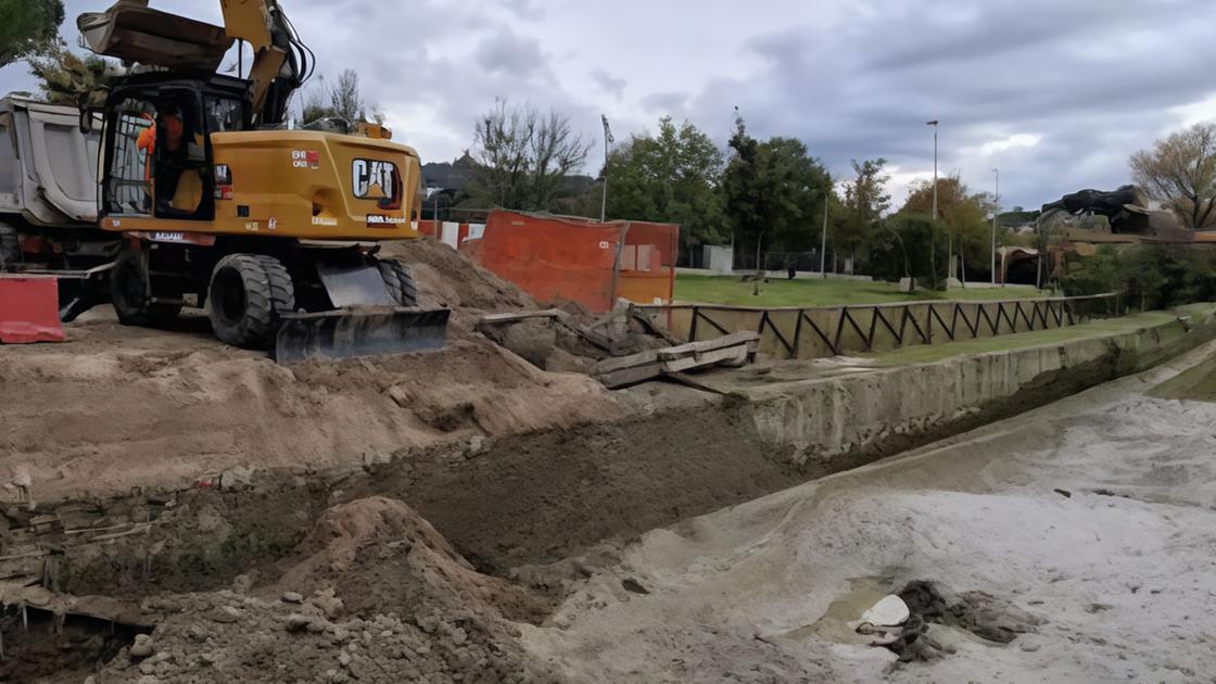 Canale Reno ‘tappato’ da una marea di detriti