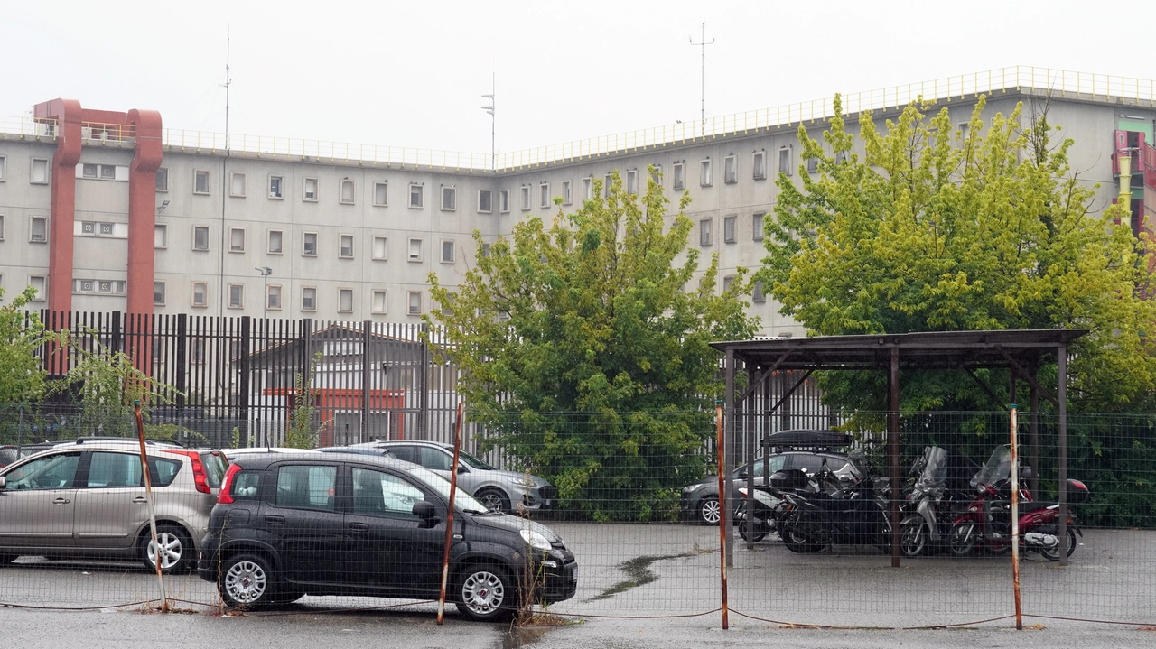 Il carcere della Dozza di Bologna in una foto d'archivio