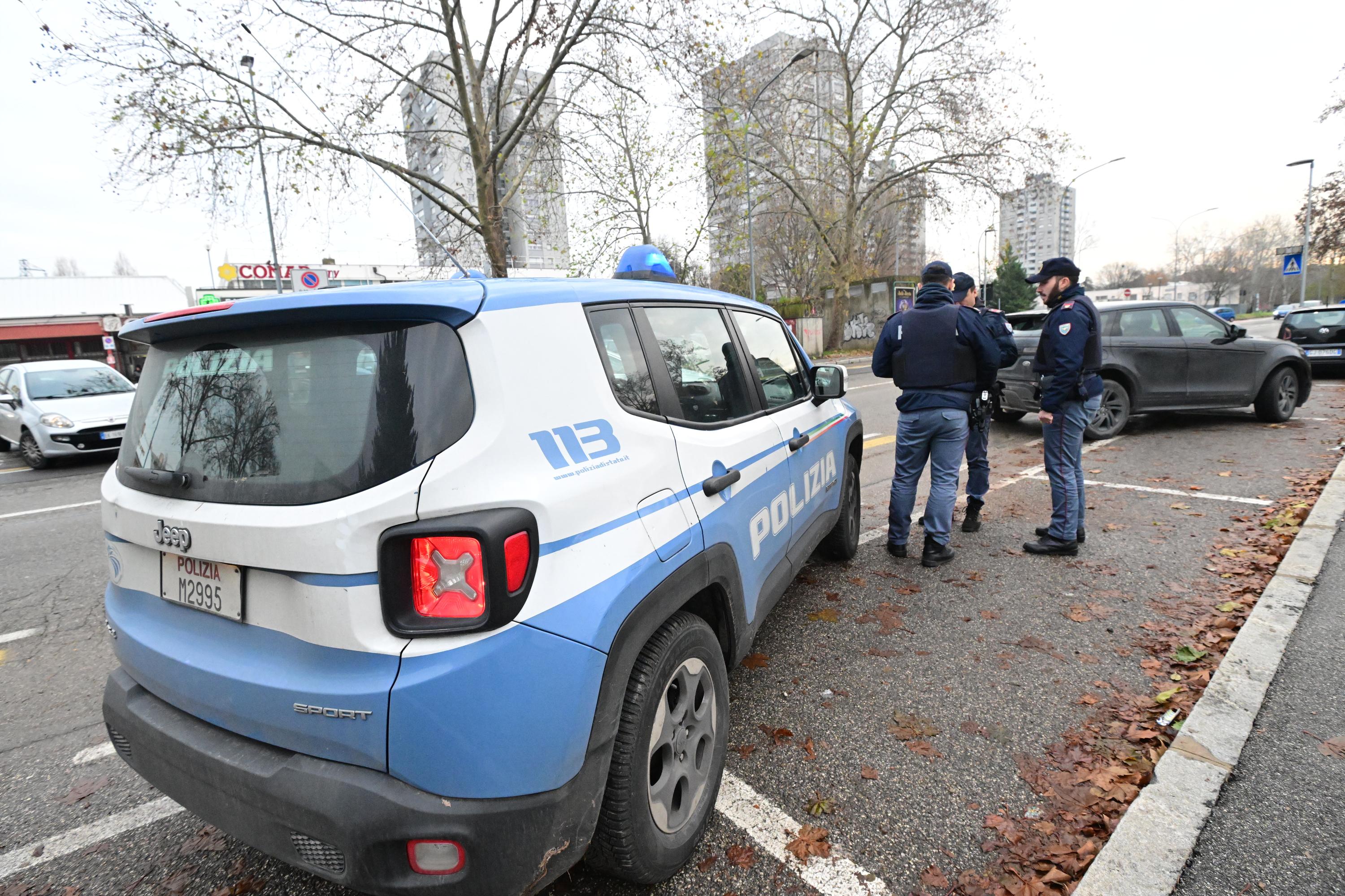 Tentato omicidio a Bologna: fratelli accoltellati sotto casa