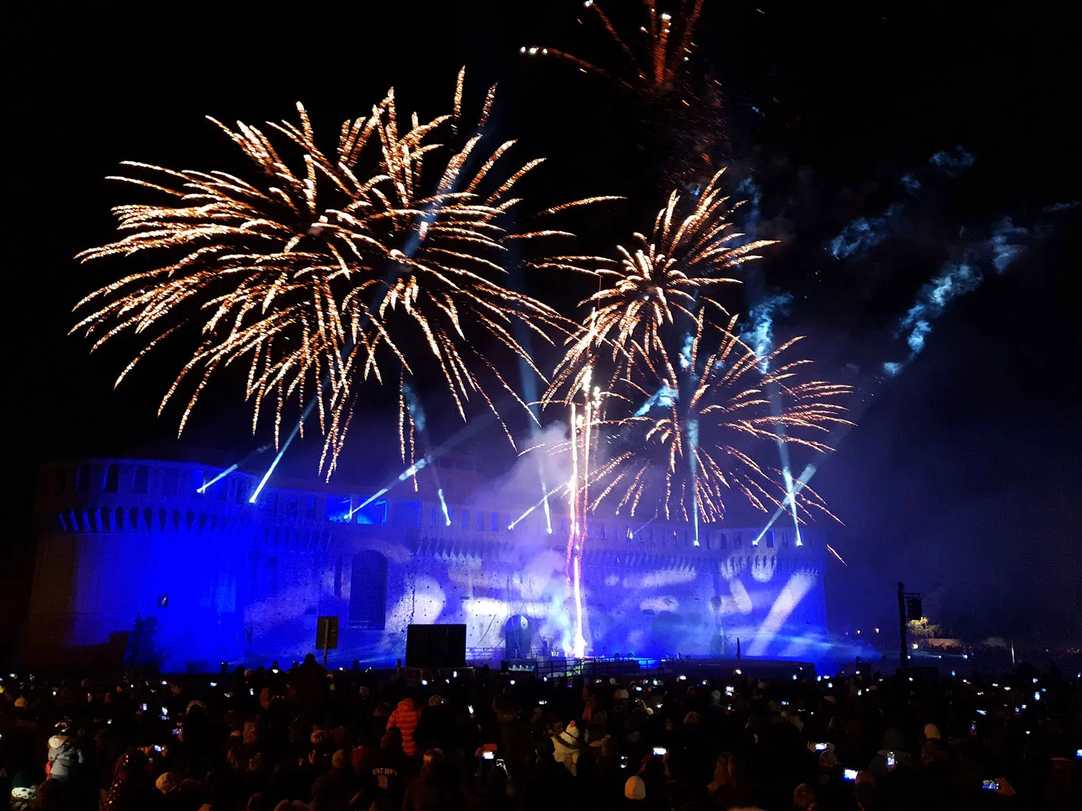 Imola, il Capodanno trasloca: festa in piazza Matteotti. Ecco il programma