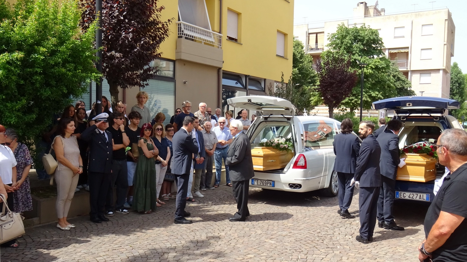 Al funerale di Giuseppe Ricci e Luisa Marconi presenti anche le autorità