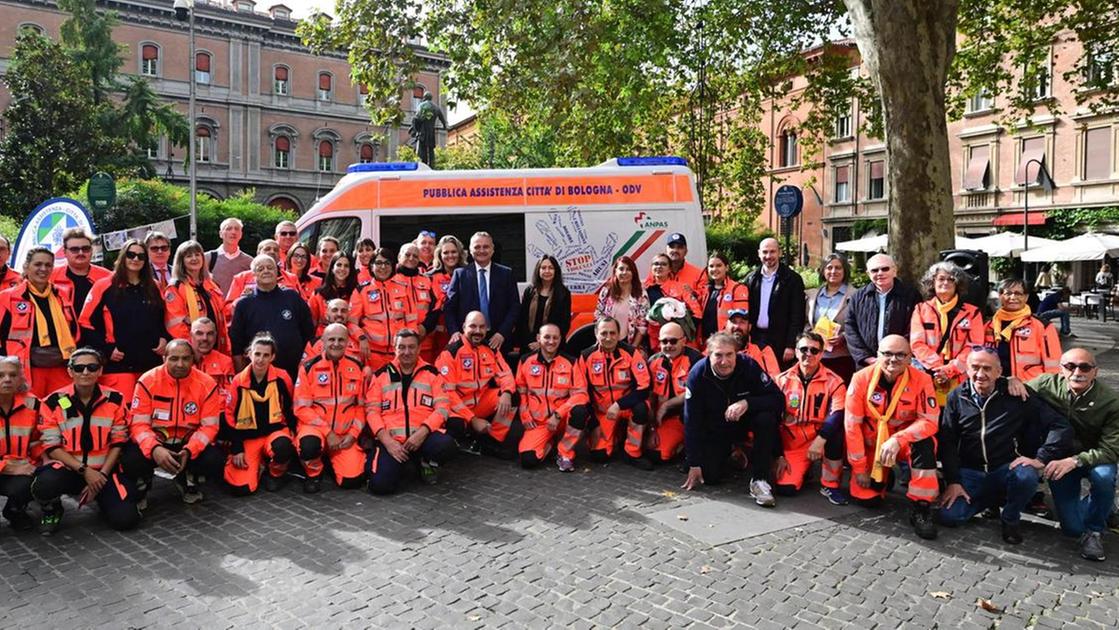 Pubblica assistenza, un’ambulanza contro la violenza sulle donne