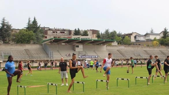 Un allenamento dei ragazzi: complessivamente arriveranno 320 tesserati Fidal accompagnati da cinquanta tecnici