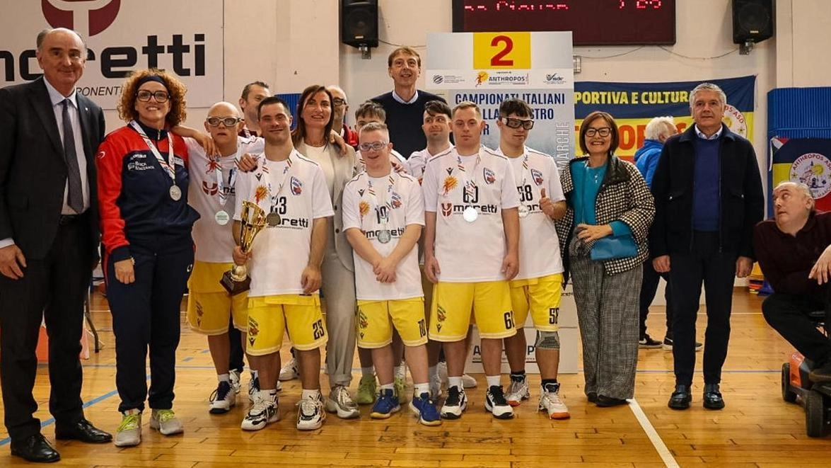 Il basket supera le barriere: "Argento per l’Anthropos"