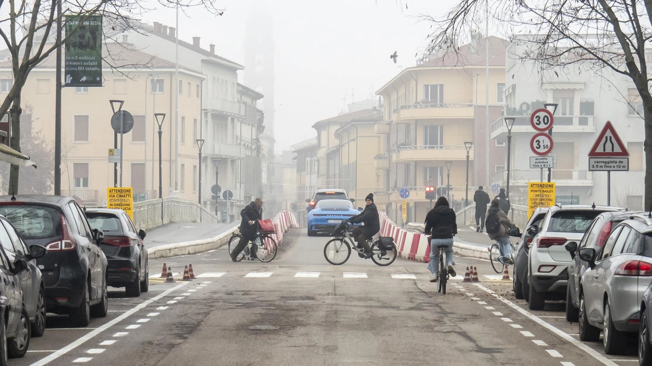 Introdotto senso unico e percorsi ciclopedonali a Borgo Durbecco per migliorare la sicurezza stradale a Faenza.