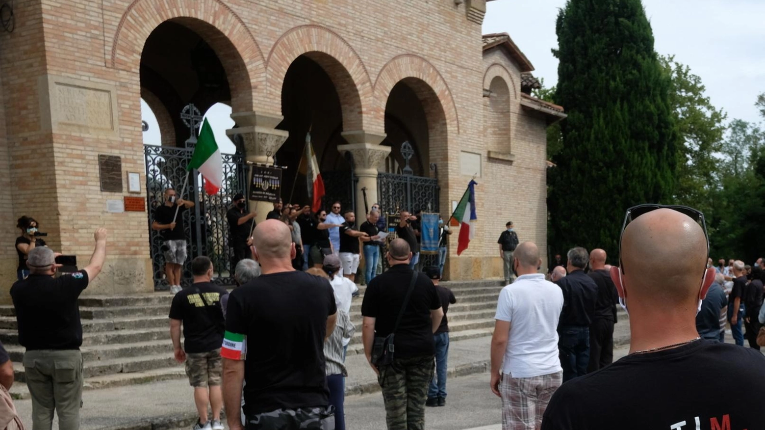 In tribunale a Forlì udienza per un raduno di nostalgici del luglio 2020. La strategia della difesa: "Commemorazione della persona, non del partito".