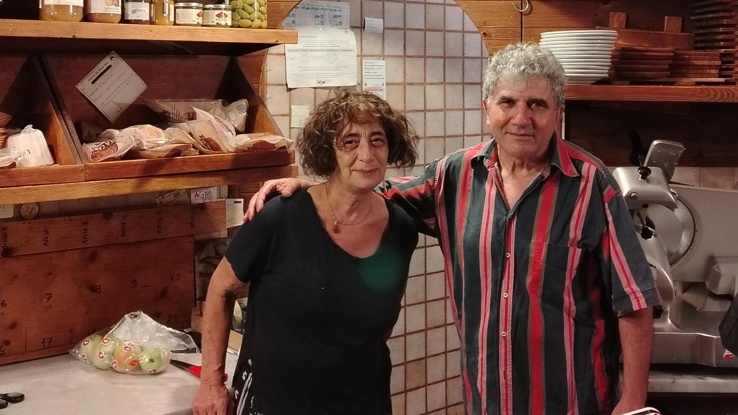 Si chiude una pagina di storia. La Salumeria San Prospero cambia gestione dopo 40 anni