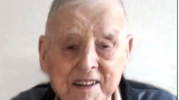 L'ex carabiniere Antonino Solomita di 97 anni è deceduto a Rubiera. Conosciuto per il suo servizio e impegno sociale, lascia la moglie e due figli.