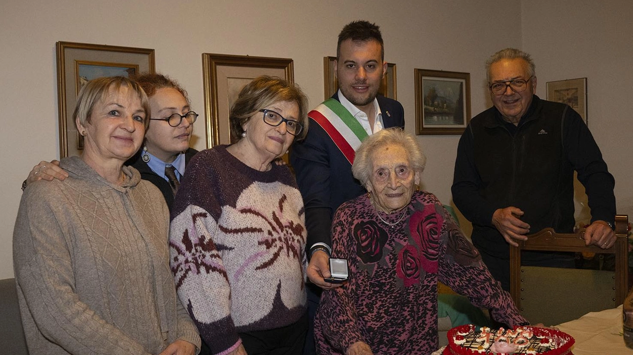 Rina Martelli, cittadina imolese, ha raggiunto nei giorni scorsi il traguardo dei 100 anni. Staffetta partigiana durante la Resistenza, ha...