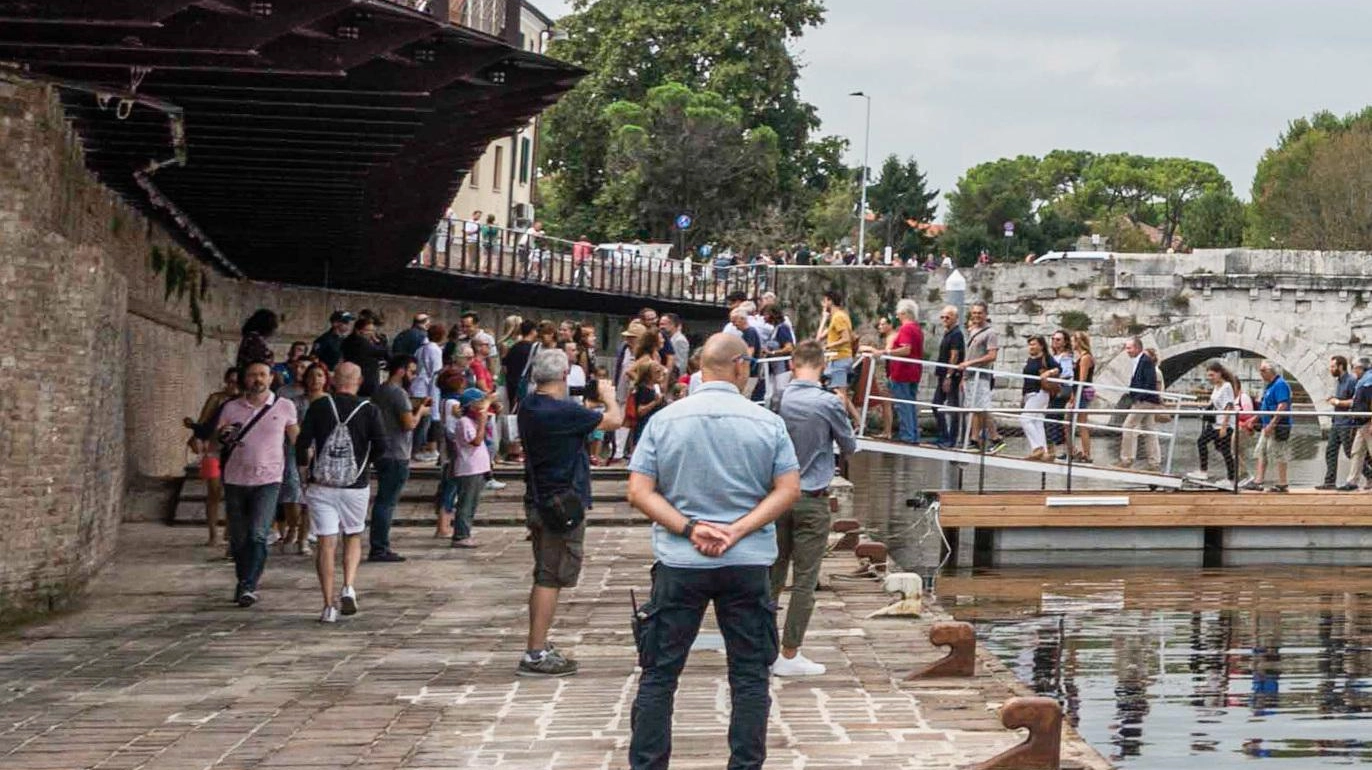 La passerella al ponte di Tiberio: è stata inaugurata nel 2018