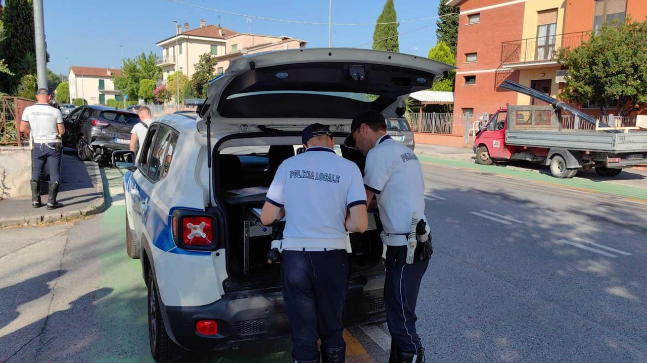 La polizia locale in azione