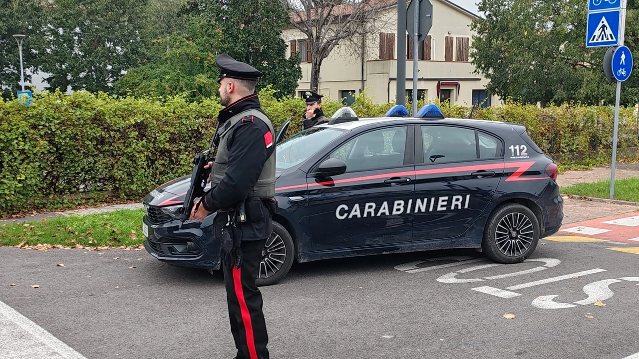 Controlli dei carabinieri (immagine di repertorio)