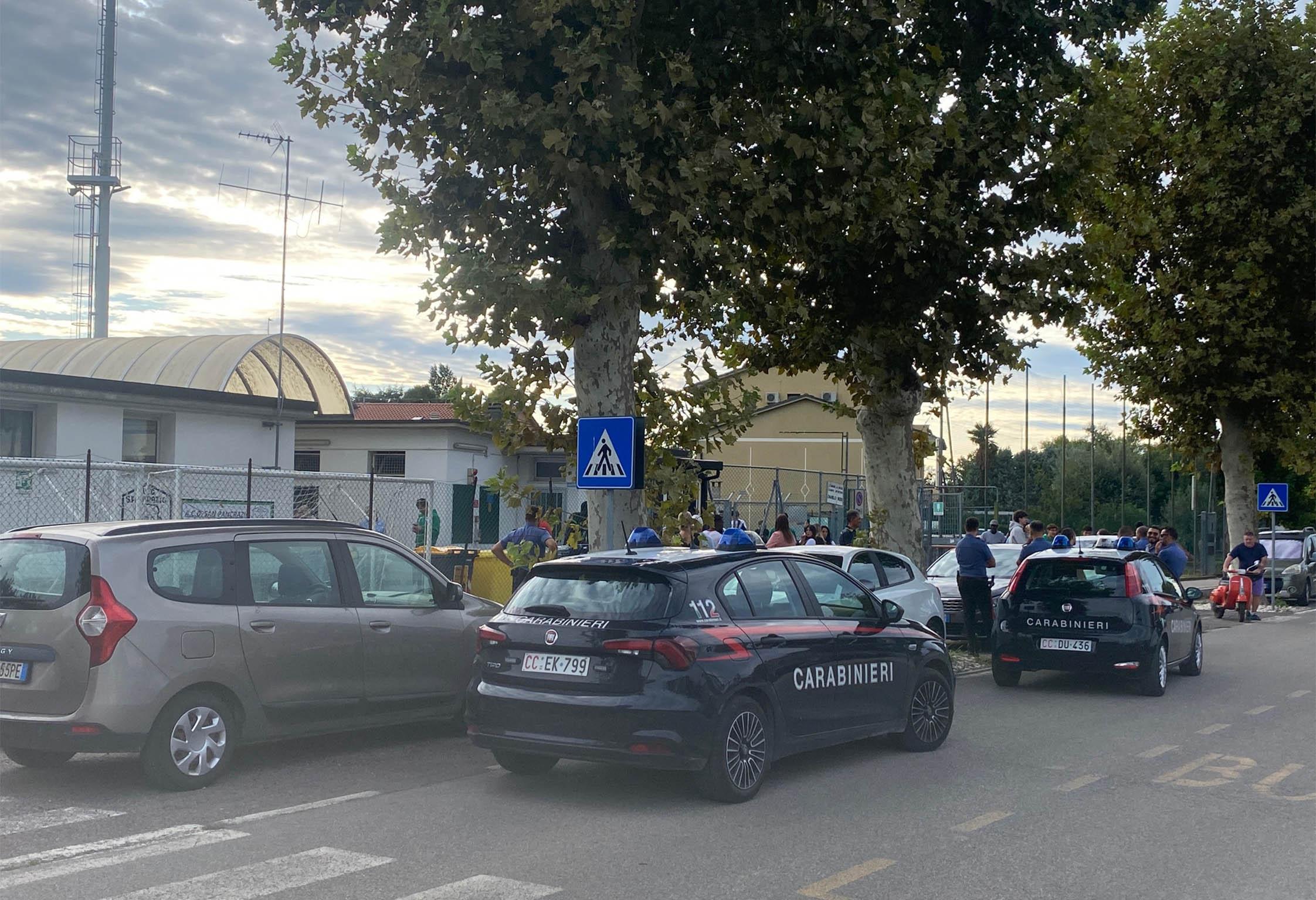 Scontri tra tifosi durante una partita di Prima Categoria: un ferito portato in ospedale