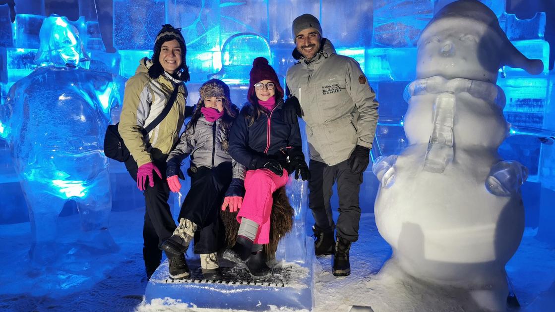 Famiglia va in Lapponia per realizzare il sogno delle figlie di incontrare Santa Claus