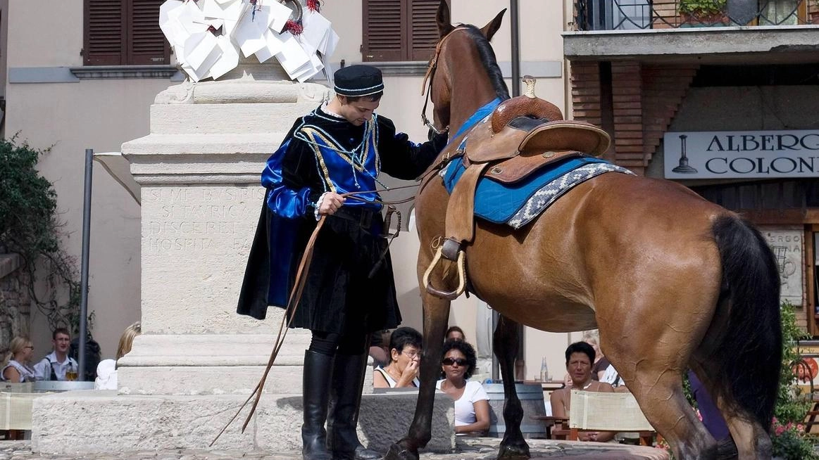 Un momento del rito durante la passata edizione della Festa dell’Ospitalità