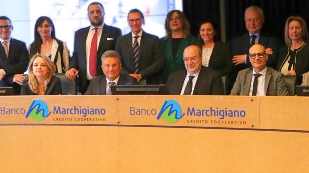 Il Banco Marchigiano di Civitanova si impegna per l'inclusione e la parità di genere, avviando il percorso per la certificazione Uni/PdR 125:2022. Leader come Maria Concetta Di Saverio e Massimo Tombolini testimoniano l'importanza di questo impegno.