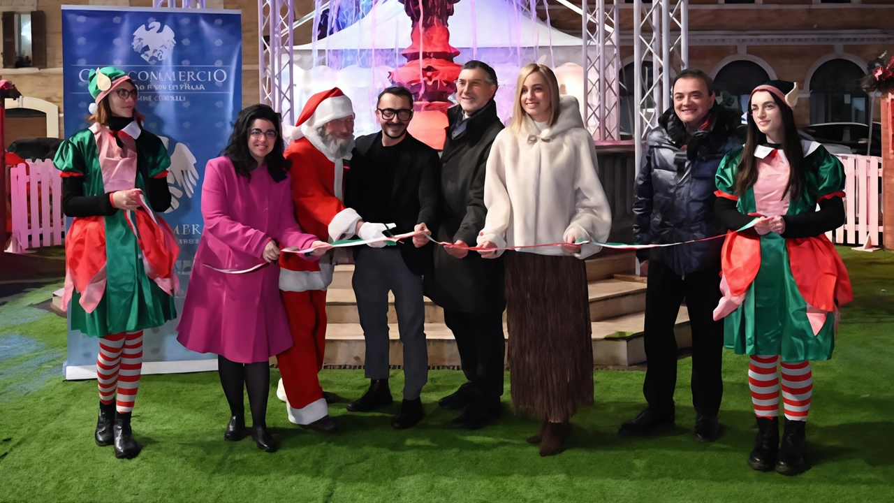 È stato appena pubblicato il calendario del Natale osimano, il primo, partito ufficialmente la domenica dell’Immacolata, senza sindaco. Le luminarie...