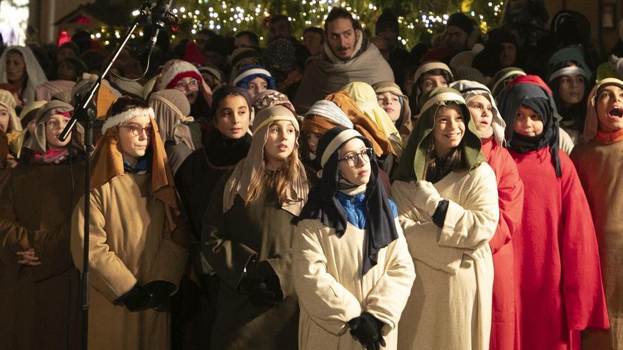 La Natività dei bimbi in centro