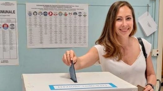 Elisa Parenti (centrosinistra) è il nuovo sindaco di Formigine: ha vinto contro il vicesindaco uscente Simona Sarracino e Maurizio Prandi, in corsa per il centrodestra