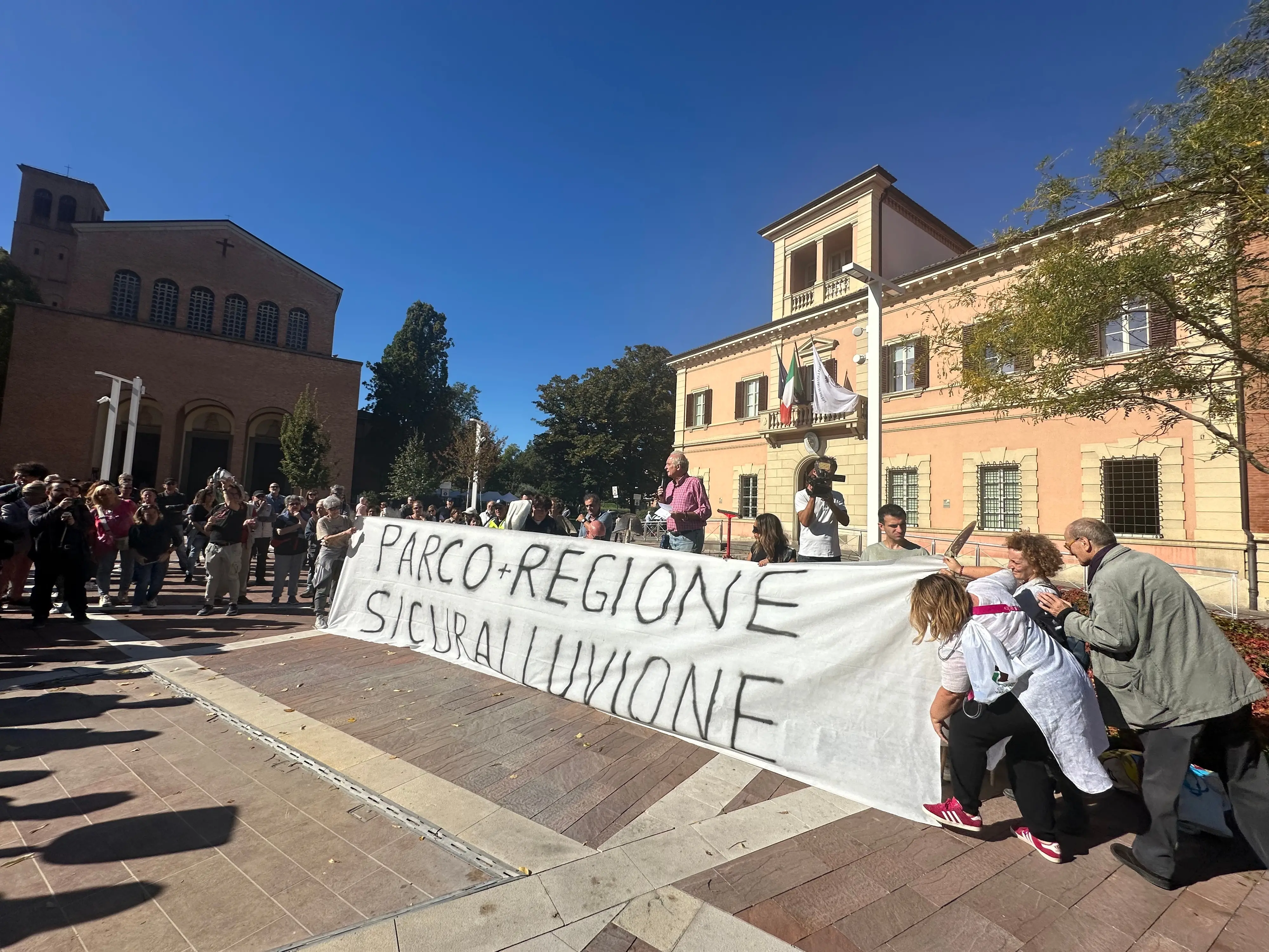 Alluvionati della Val di Zena contro le istituzioni: "Vi portiamo tutti in tribunale"