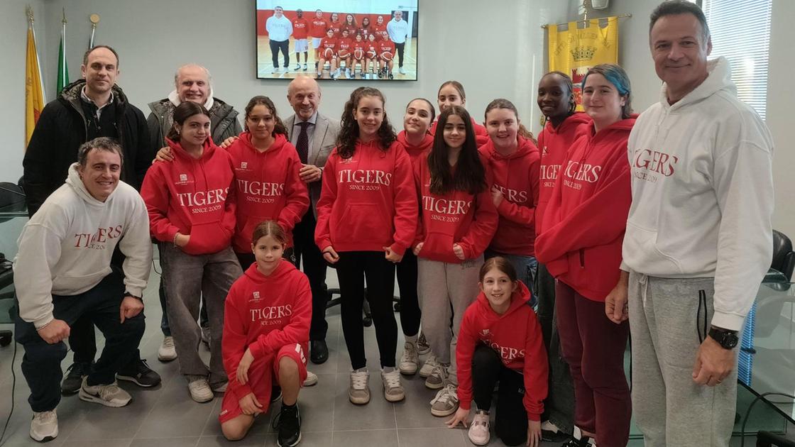 Montecchio Tigers, le ragazze dell’Under 13 ricevute in Comune