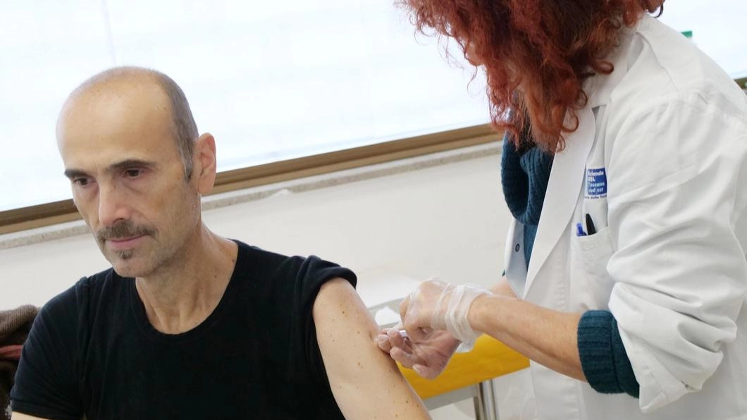 Campagna vaccinale al via: "Influenza, 60mila dosi"