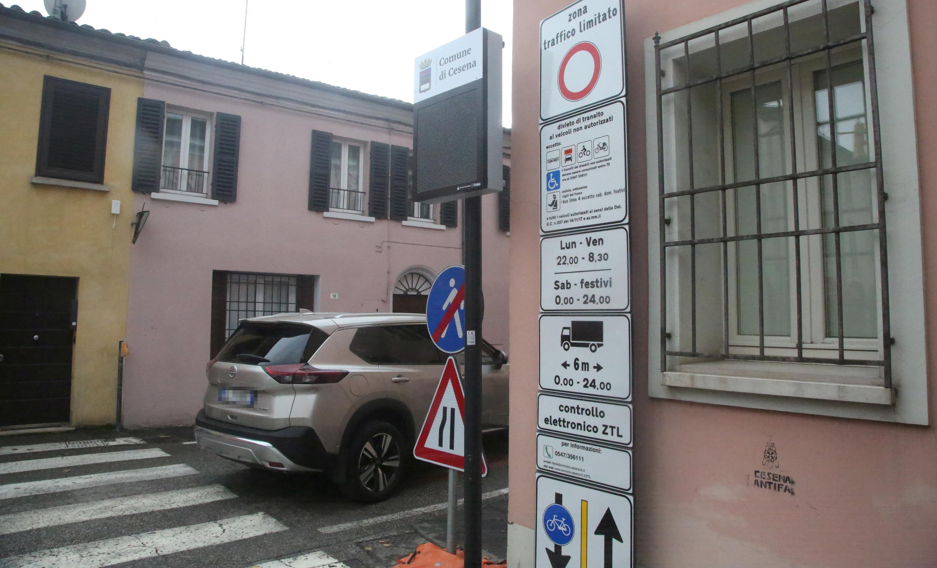 Nuove telecamere nel centro di Cesena, più ‘occhi’ a guardia delle ztl