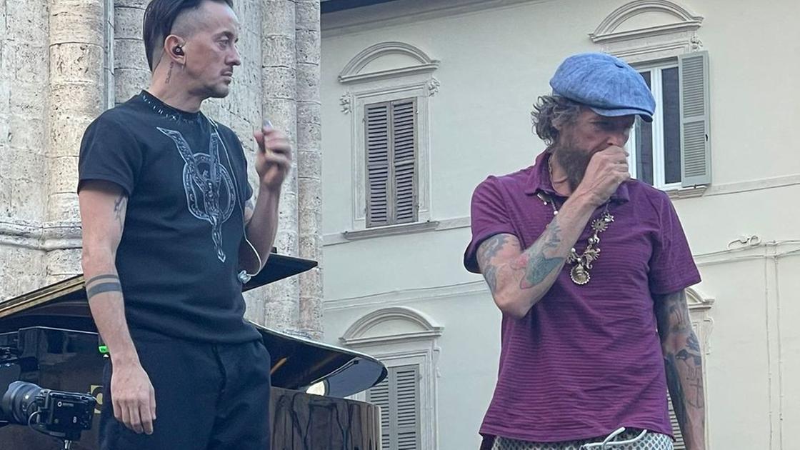 Jovanotti ad Ascoli: è la sorpresa di Dardust per il Memorial Troiani