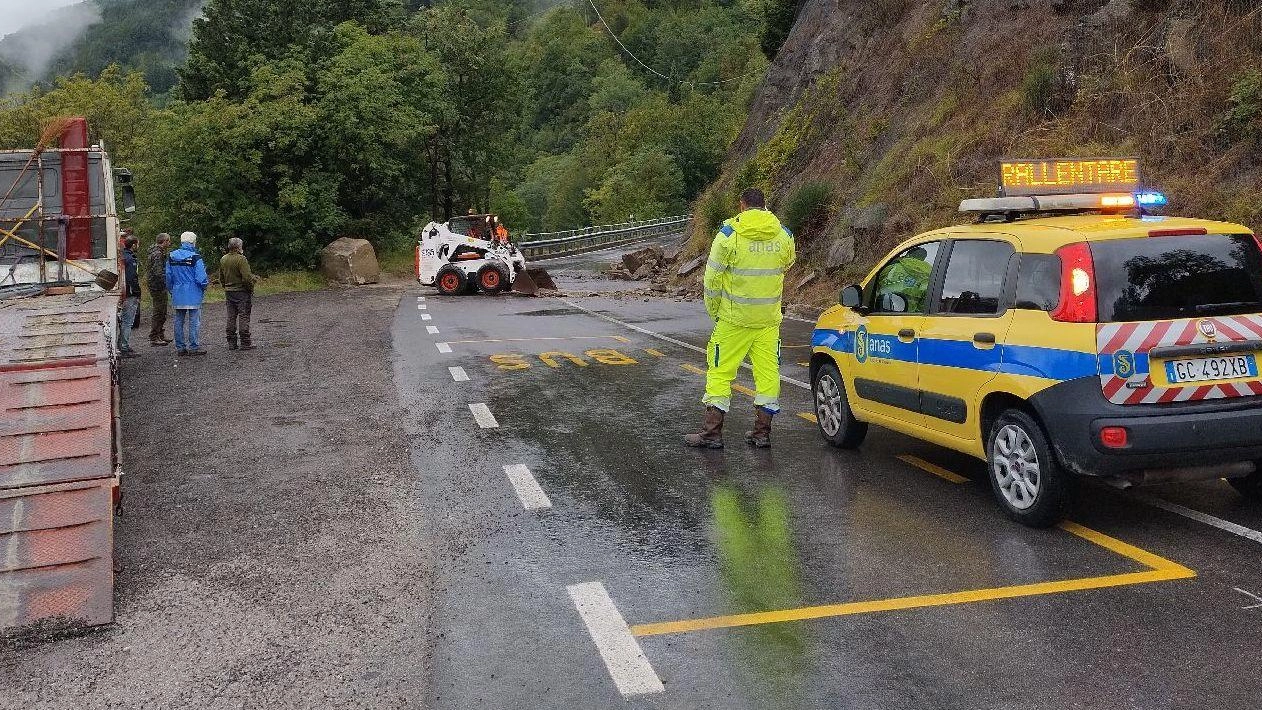 L’alluvione scalda le regionali: "Ss 67, vergogna senza fine": "Casse d’espansione in Emilia"