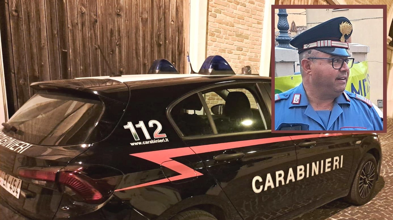 Un’auto dei carabinieri, nel riquadro il comandante di San Costanzo Antonio Meduri