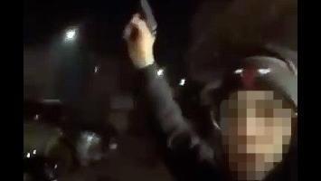 Spara con la pistola a Capodanno. Poi pubblica il video sui social. Denunciato un 24enne reggiano