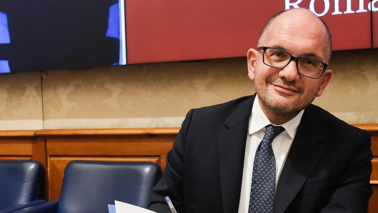 Il commissario straordinario Guido Castelli