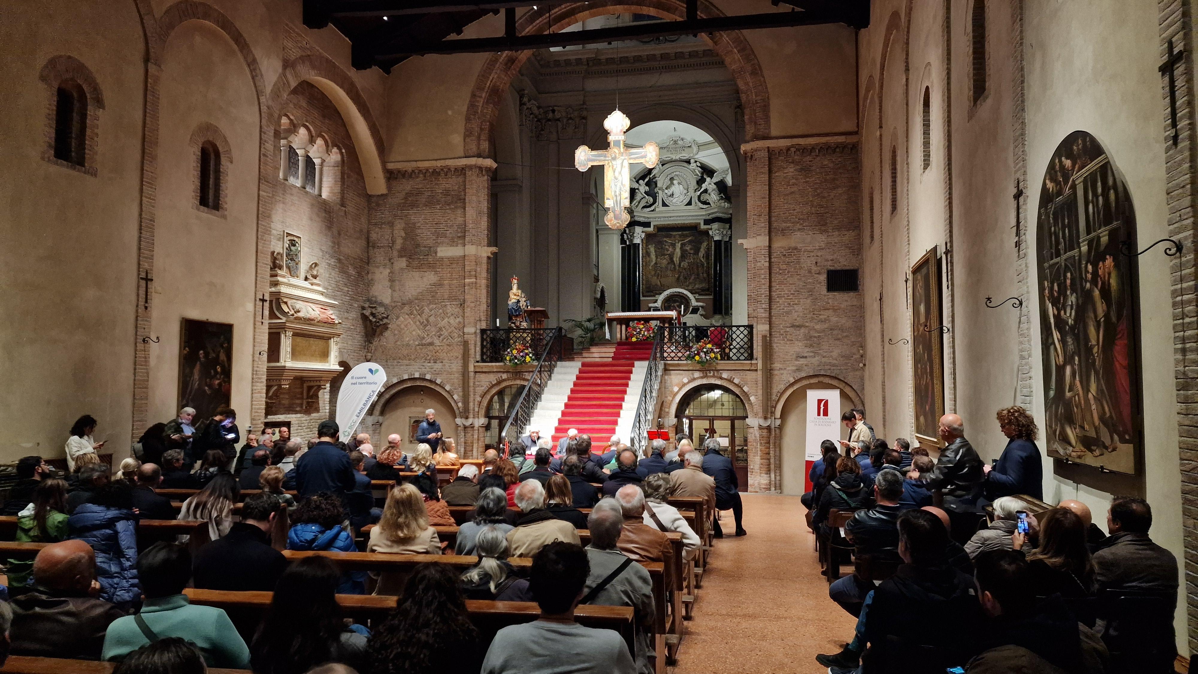 Nuova illuminazione e un milione di fondi in arrivo per la basilica di Santo Stefano