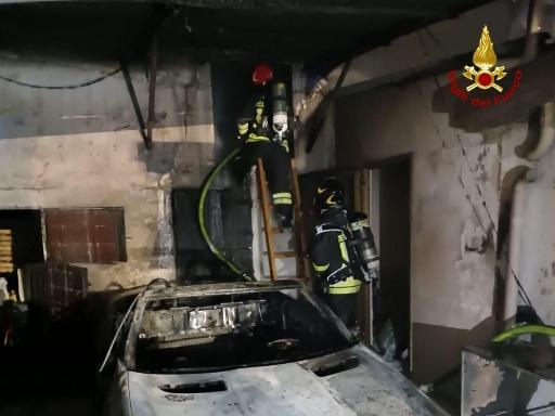 Paura a Forlì, incendio in una casa in via Cervese