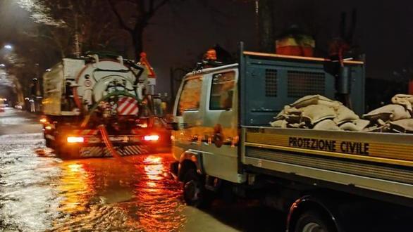 Maltempo in provincia: allerta arancione e chiusure stradali per allagamenti