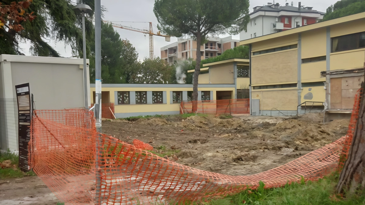 "Entrano nel vivo i lavori per la nuova mensa della scuola Garibaldi, una delle più numerose della città. Sulla base...