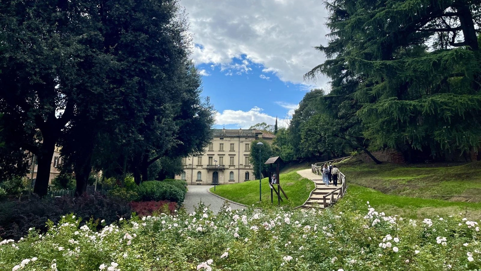 Passeggiate, laboratori e spettacoli: il programma della rassegna fino al 3 novembre per restituire alla cittadinanza la bellezza del luogo