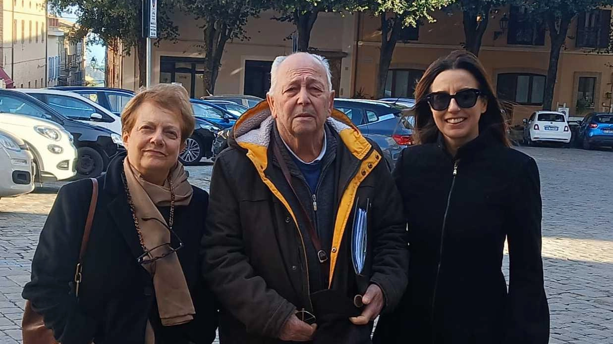 L'Associazione Garibaldi di Civitanova Alta si rinnova con progetti per giovani e anziani, puntando su solidarietà e aggregazione. Nuovi eventi e collaborazioni per valorizzare il borgo storico.