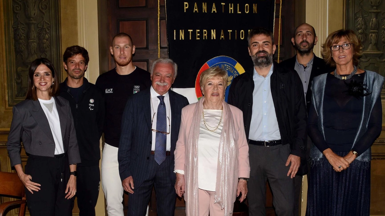 Ospiti del Panathlon la medaglia parigina Luca Rambaldi, veterani come Massimo Magnani e Laura Foralosso e il paralimpico Luca Lunghi