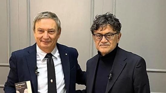 A sinistra: Andrea Maggi, presidente di Ferrara cambia, a destra: Marcello Veneziani, scrittore e giornalista