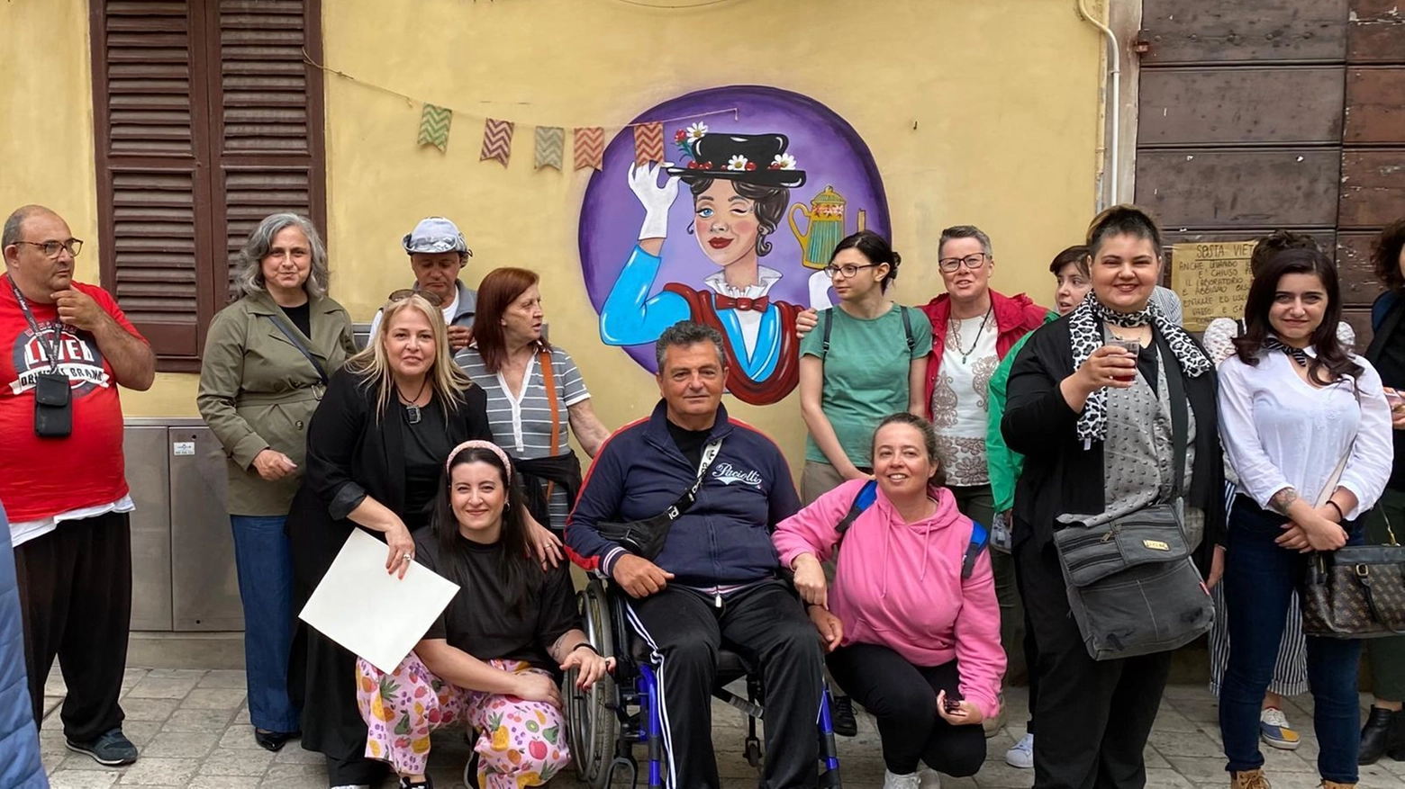Vernice spray e pennelli: i murales dell’inclusione