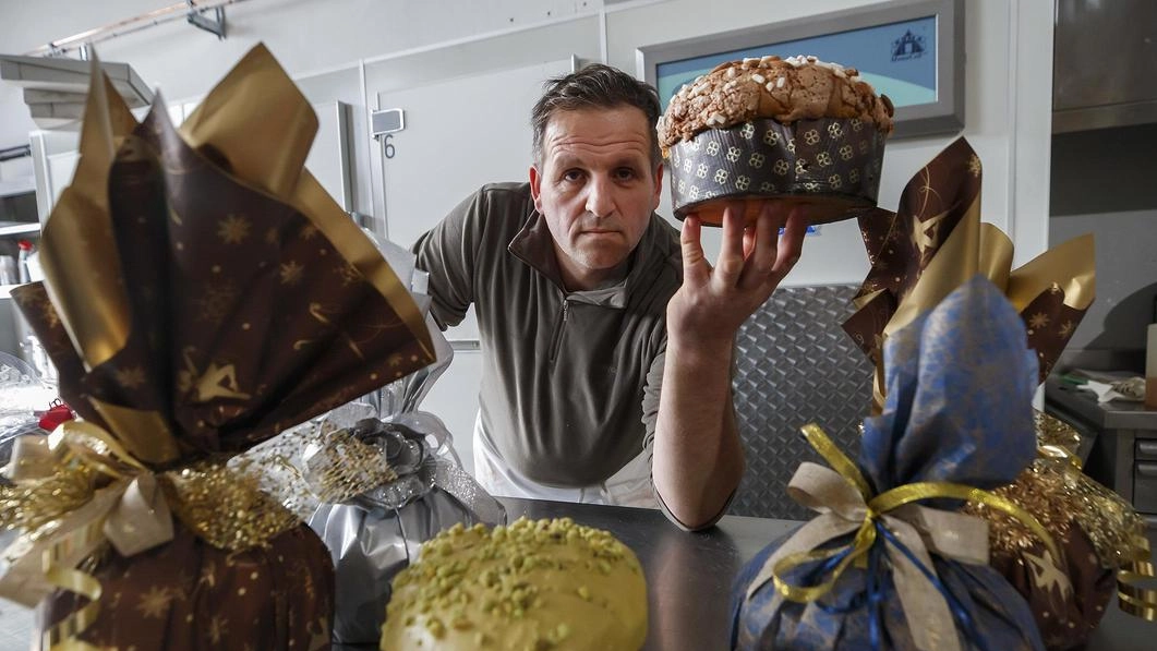 Argen Sahitaj, titolare del ’Forno tre sorelle’, attivo con ben 15 locali in giro per la Romagna (foto Zani