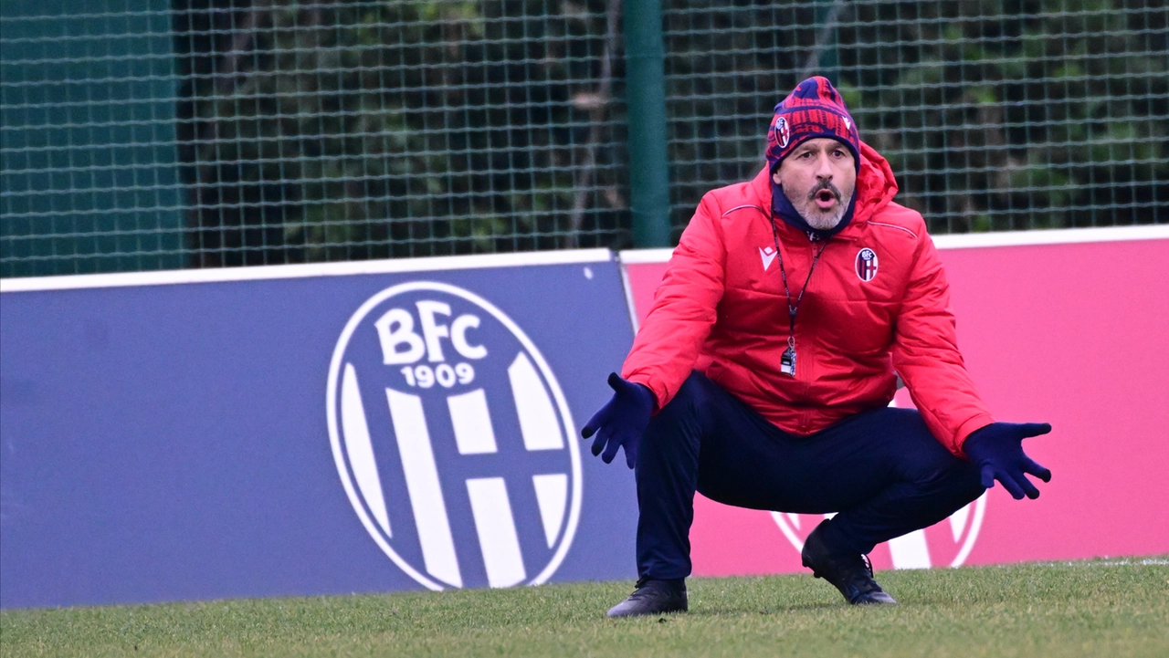 L’allenatore del Bologna, Vincenzo Italiano, 47 anni, alla prima stagione sulla panchina rossoblù dopo tre campionati vissuti a Firenze (Schicchi)