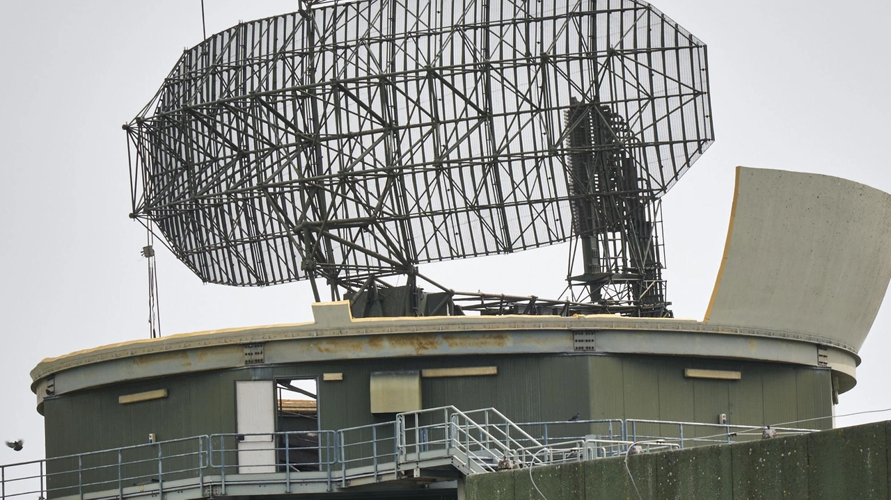 Il radar diventa un monumento, ossia il ’Gate Guardian’