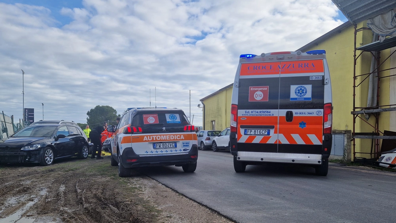 Incidente tra auto e scooter in zona San Giuseppe a Sant'Elpidio a mare