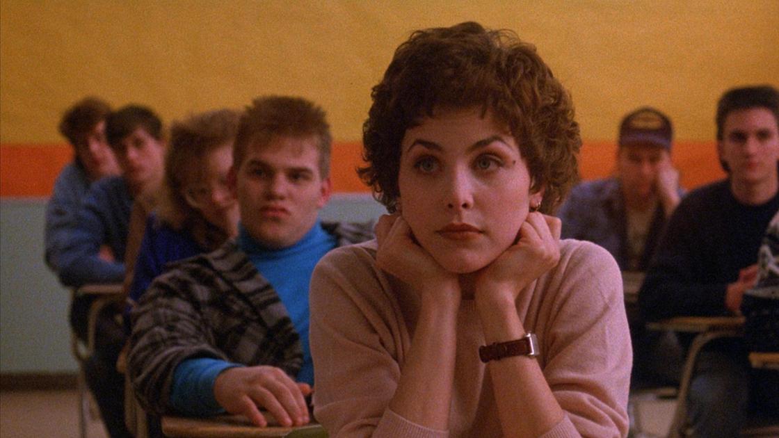 Dedicato a David Lynch. Il pilot di "Twin Peaks" con brunch all’americana