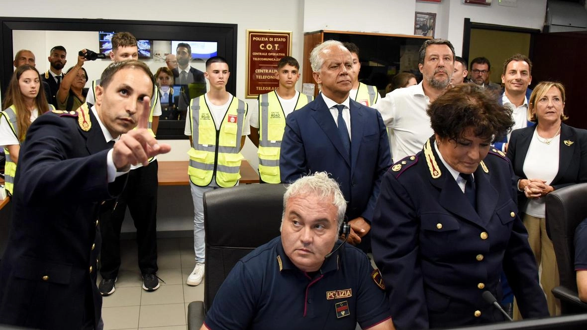 I ministri ospiti del convegno sulla sicurezza stradale in Fiera, poi l’incontro con i ragazzi alla questura