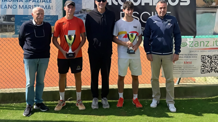 Il torneo nazionale Open del Circolo Tennis Cervia se lo è aggiudicato Luca Bartoli. Il 2.6 portacolori del Tennis Club...